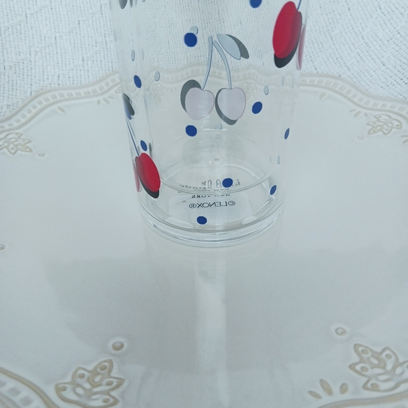 Kate Spade New York × Lenox Vintage Cherry Dot Glass Hydration Bottle 15 oz. - Picture 12 of 15